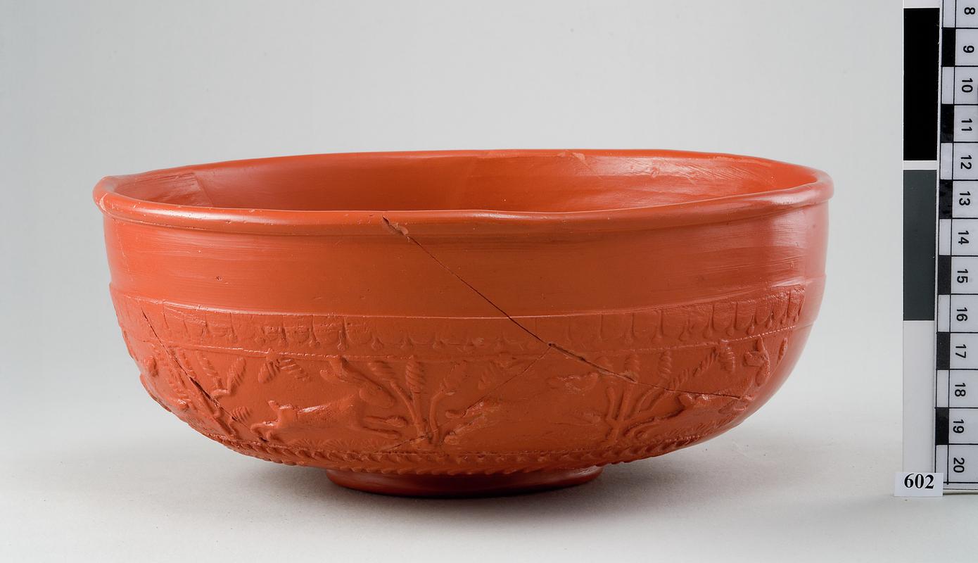 samian decorated bowl, Dr.37