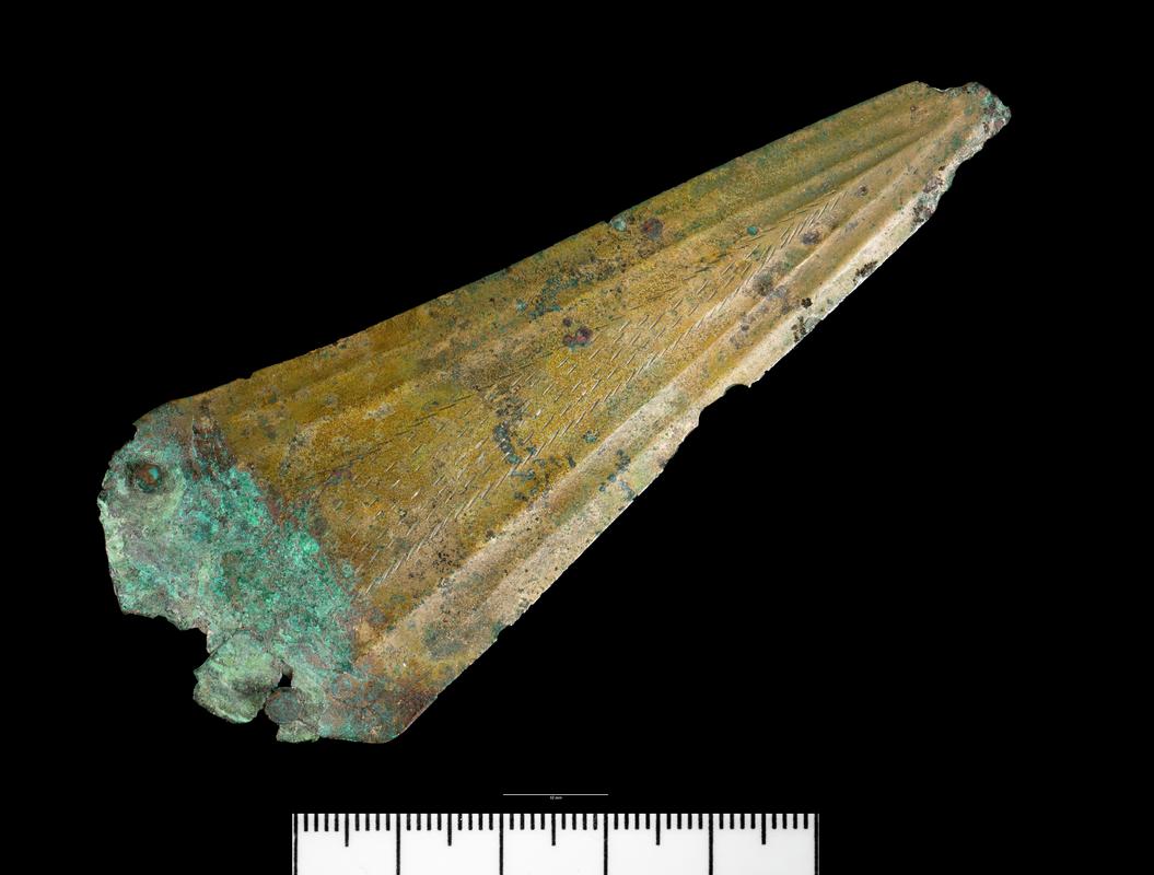 Early Bronze Age bronze dagger