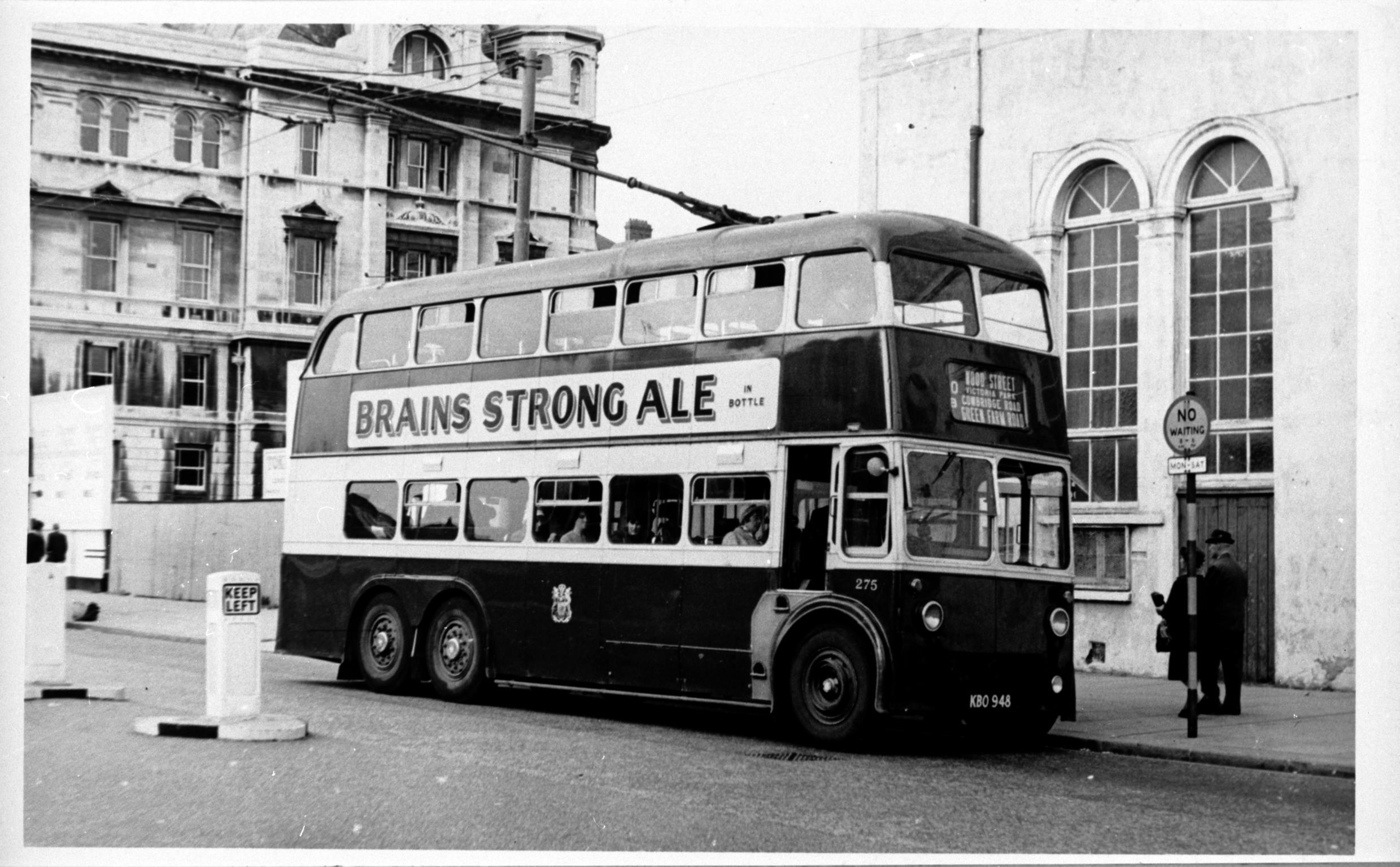 Cardiff Corporation trolleybus, photograph