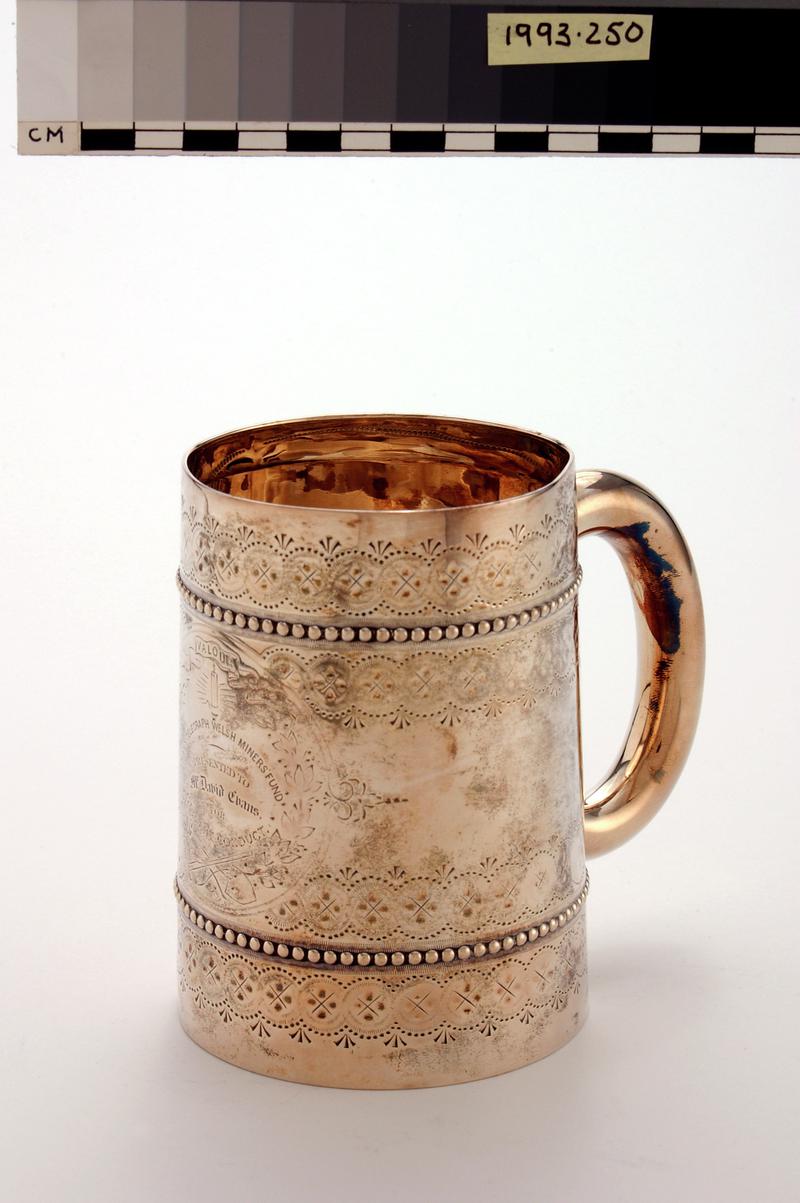 Daily Telegraph Welsh Miners&#039; fund tankard.  Presented to David Evans
