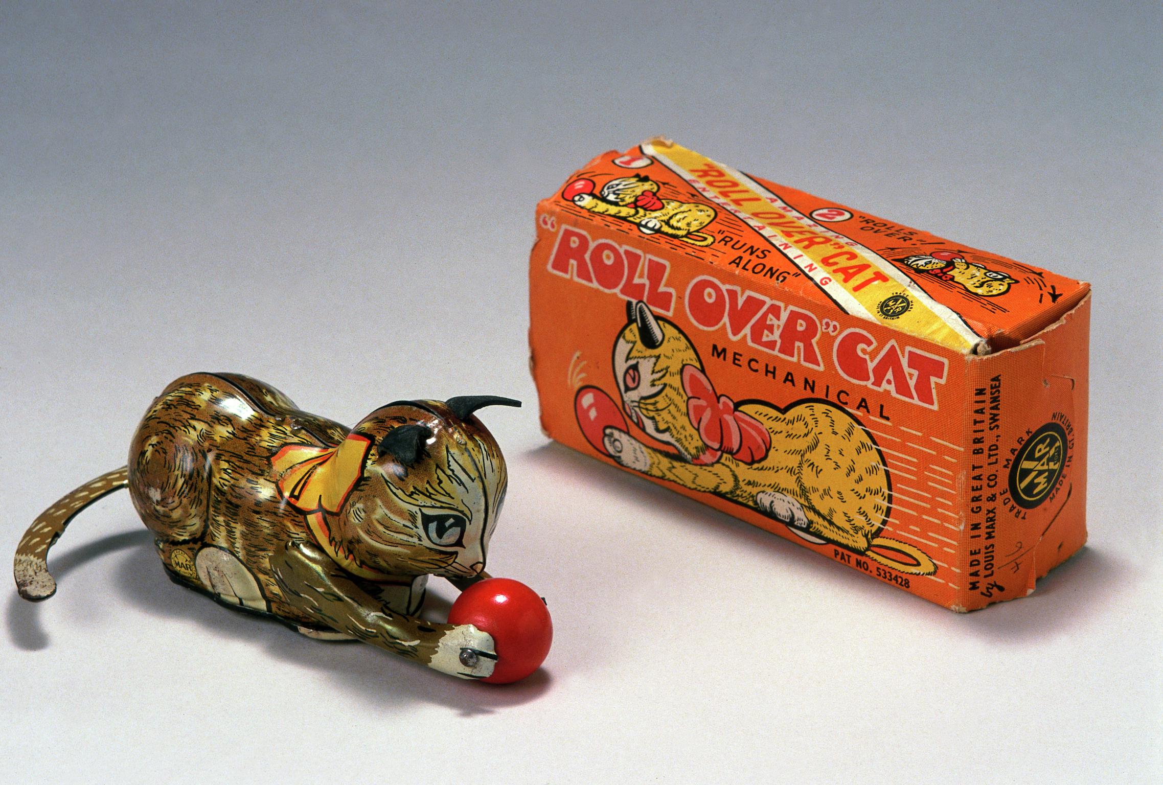 Clockwork tinplate &quot;Roll Over Cat&quot; with plastic ball manufactured by Louis Marx &amp; Co Ltd. at Swansea
