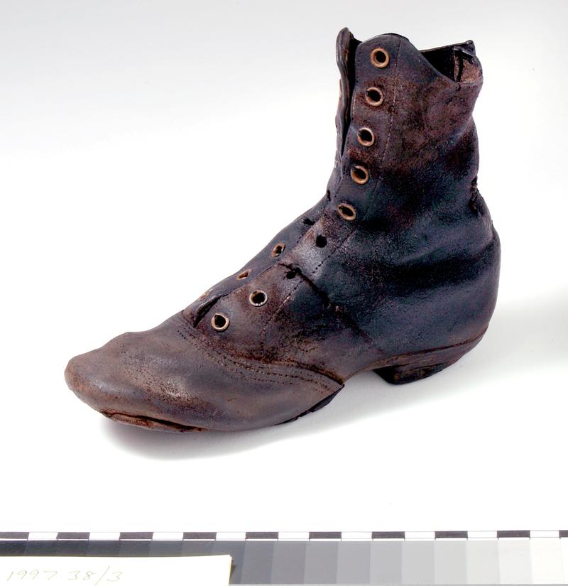 Child&#039;s miner&#039;s left foot boot