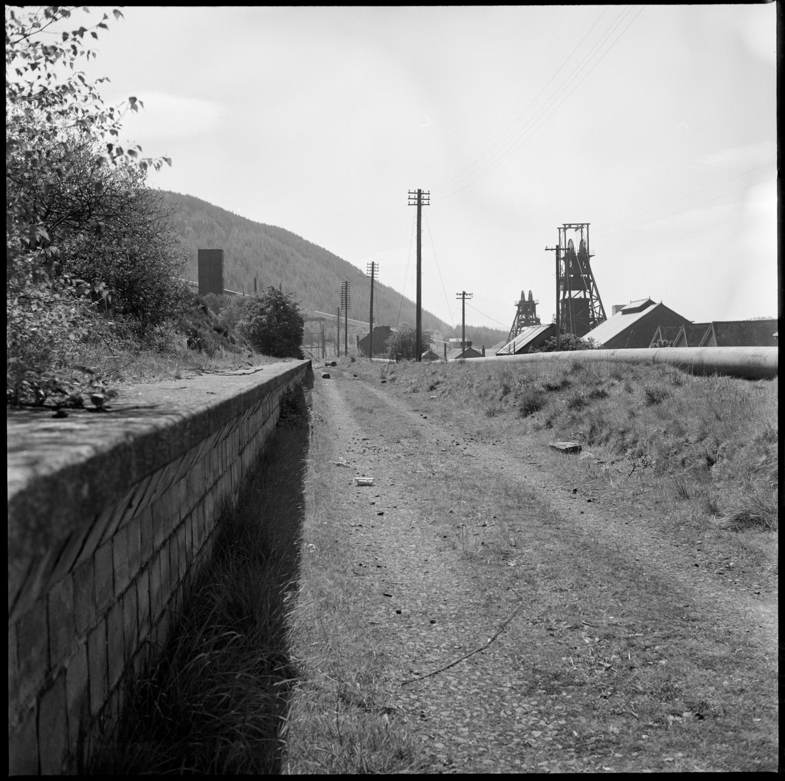 Bargoed Colliery, negative