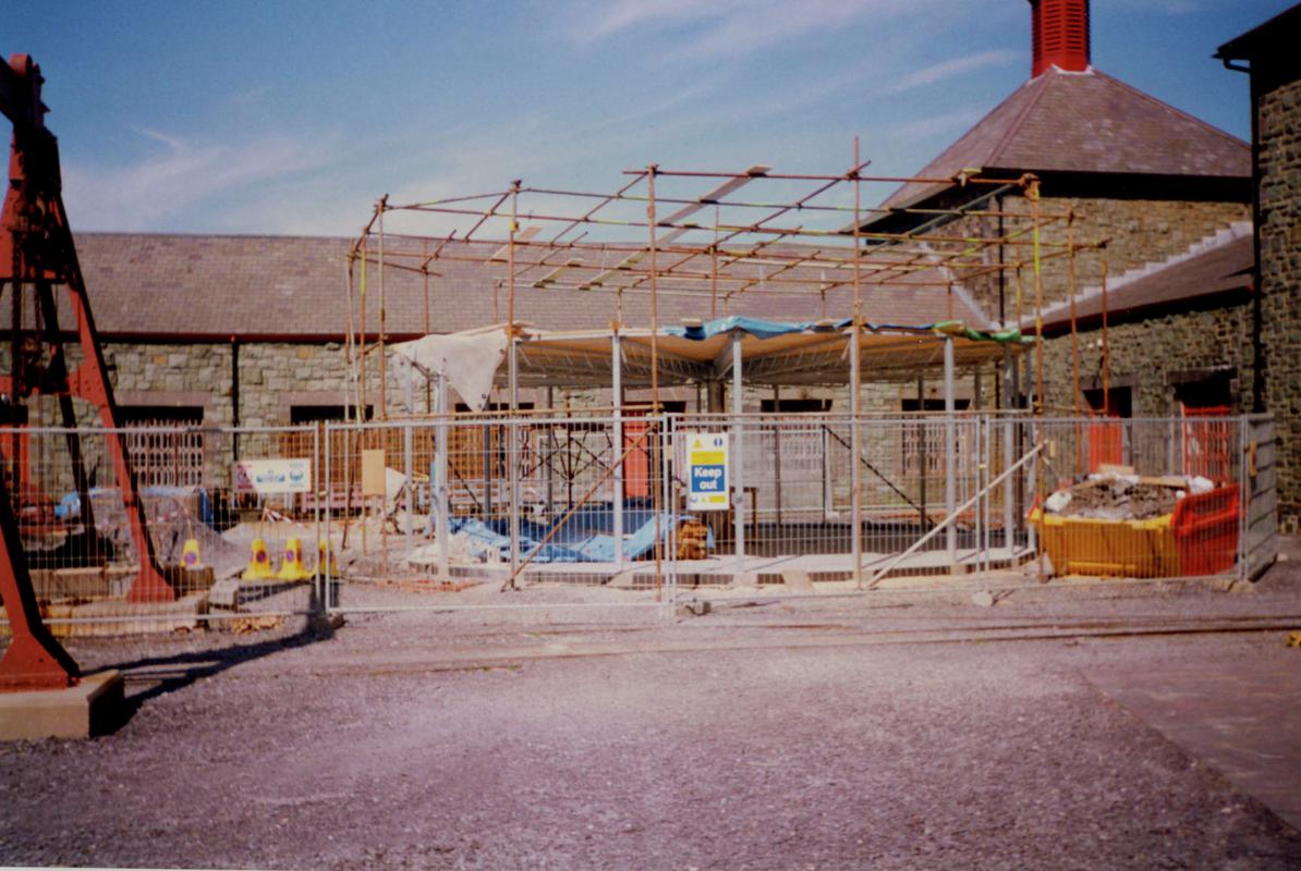 Construction work on the new shop, National Slate Museum