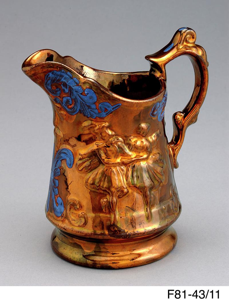 Jug, lustre