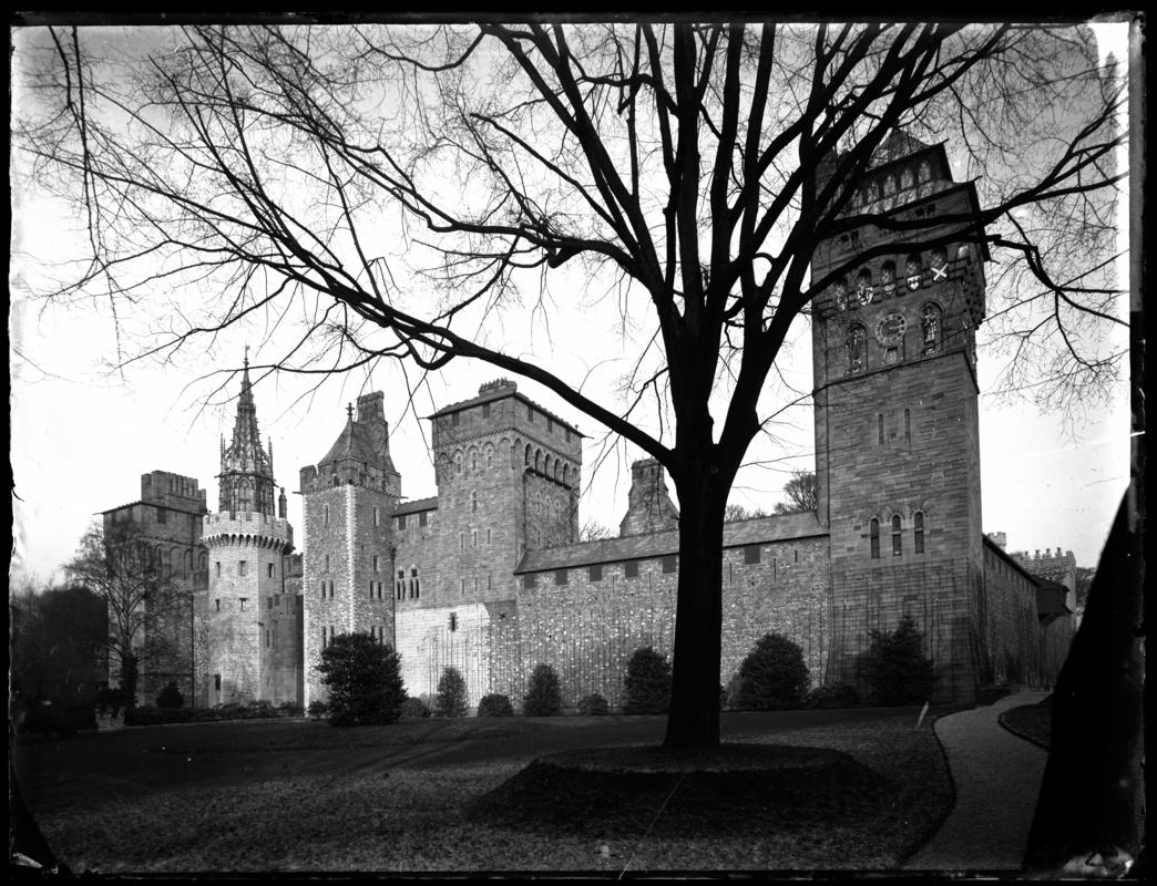Cardiff Castle, early 20th century