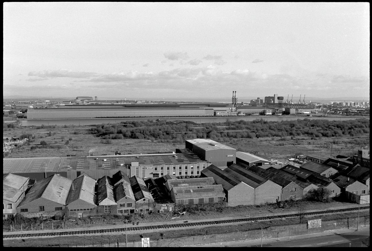 Butetown, negative