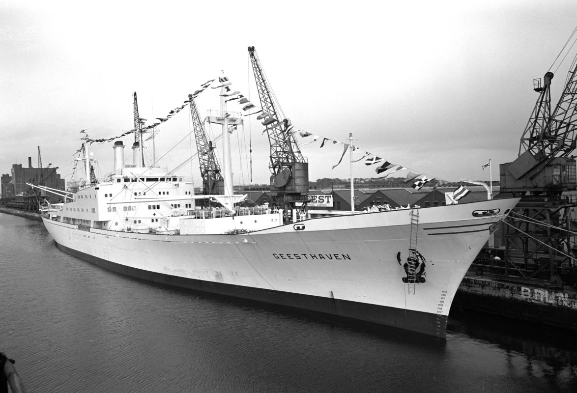mv GEESTHAVEN at Barry