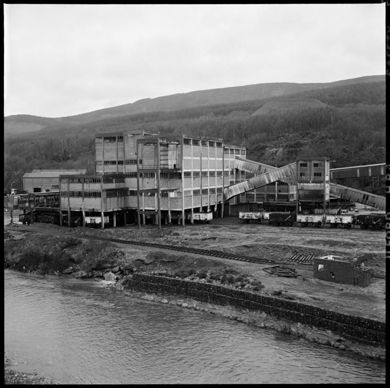 Black and white film negative showing a surface view of Aberpergwm Colliery, 1978.  &#039;Aberpergwm 1978&#039; is transcribed from original negative bag.