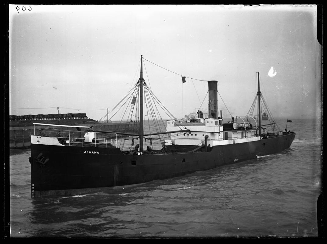 3/4 Port bow view of S.S. ALHAMA, entering Cardiff Docks 1936-1937