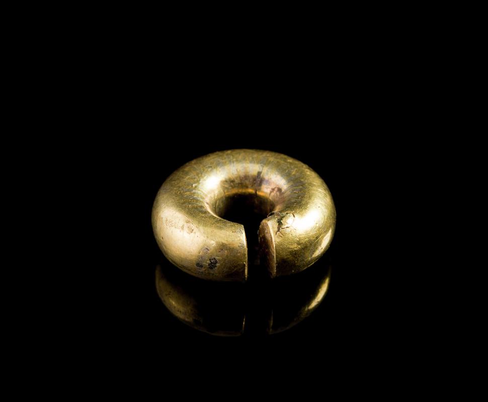 Late Bronze Age - gold, electrum &amp; bronze hair-ring
