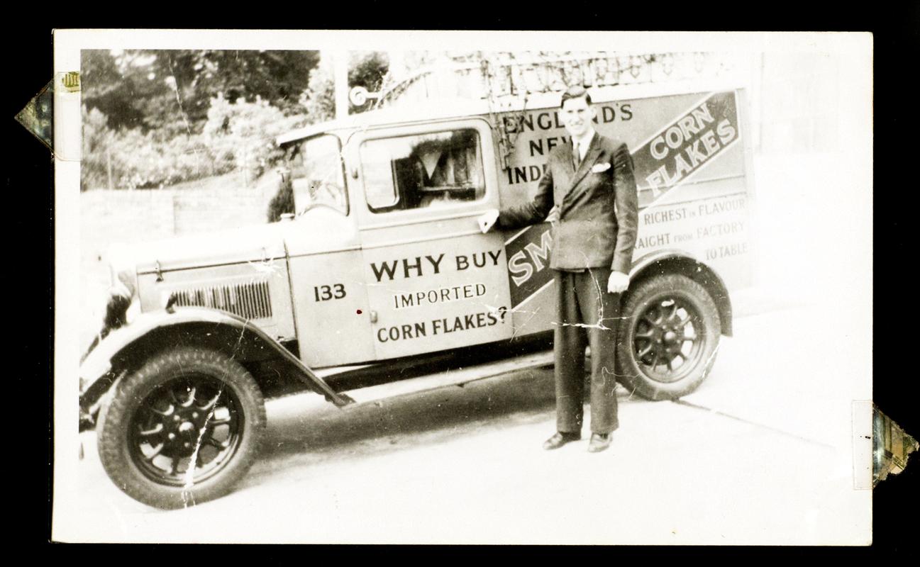 Smith's Corn Flakes van, photograph