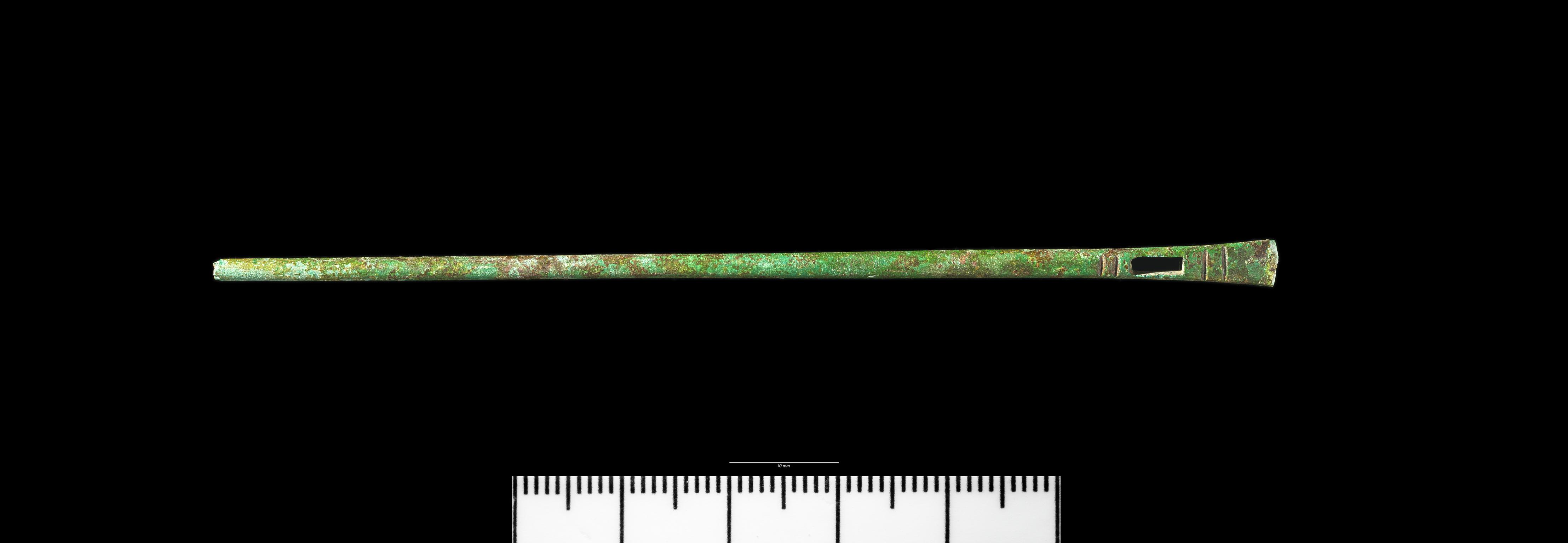 Roman copper alloy needle