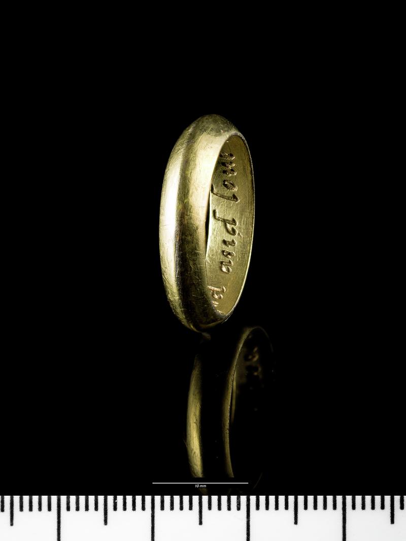 Post-Medieval gold finger ring