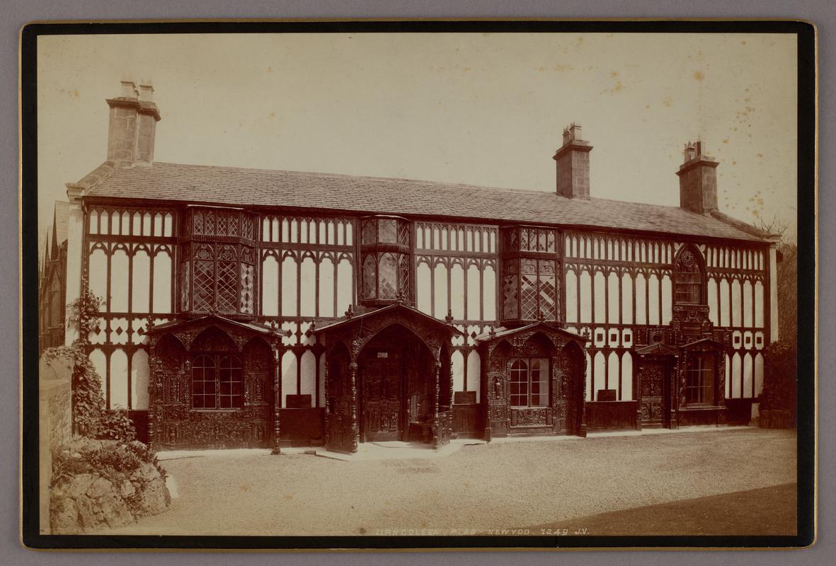 Photograph of Plas Newydd, Llangollen