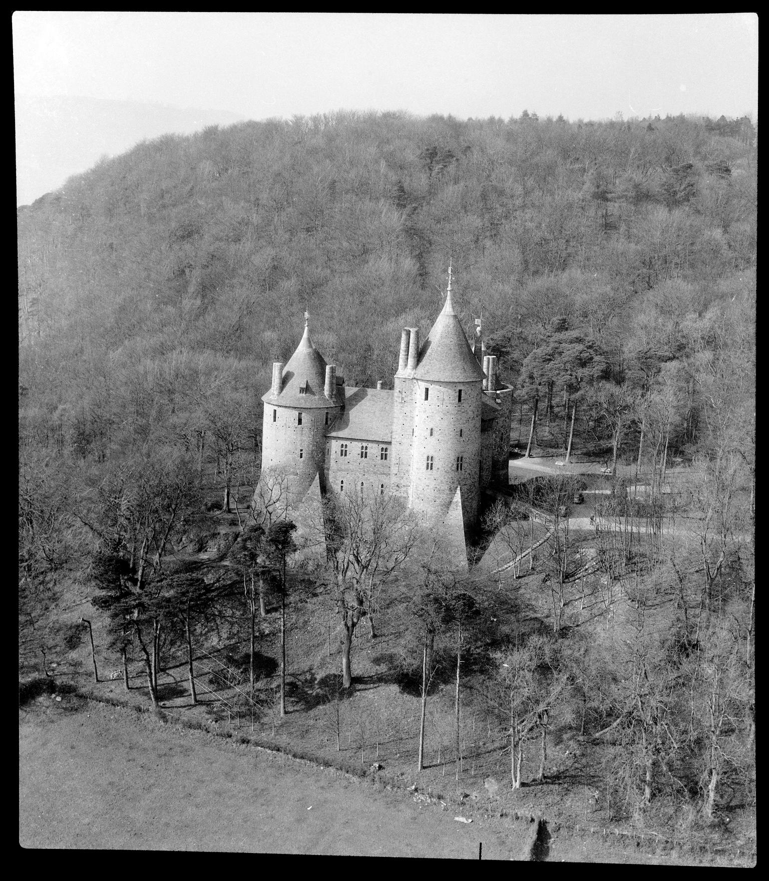Castell Coch, film negative