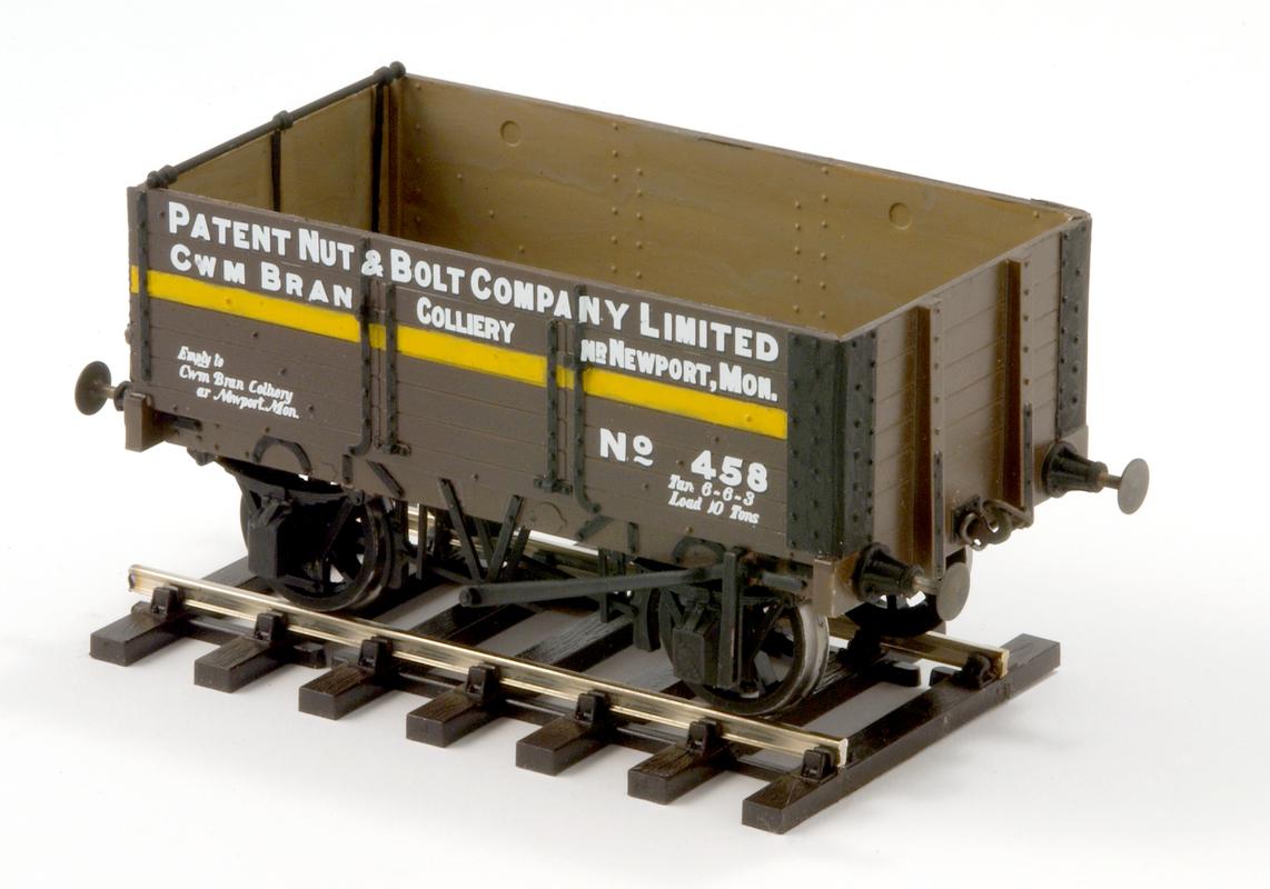 model railway wagon : &quot;Patent Nut &amp; Bolt Compamy&quot;
