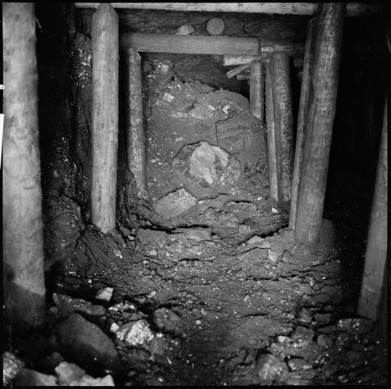 Black and white film negative showing the coal face, Ammanford Colliery 7 September 1976.  &#039;Ammanford, 7 Sep 1976&#039; is transcribed from original negative bag.