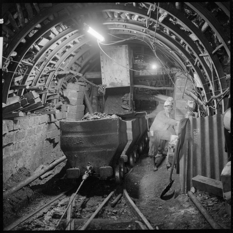 Black and white film negative showing drams underground,  Ammanford Colliery 7 September 1976.  &#039;Ammanford, 7 Sep 1976&#039; is transcribed from original negative bag.