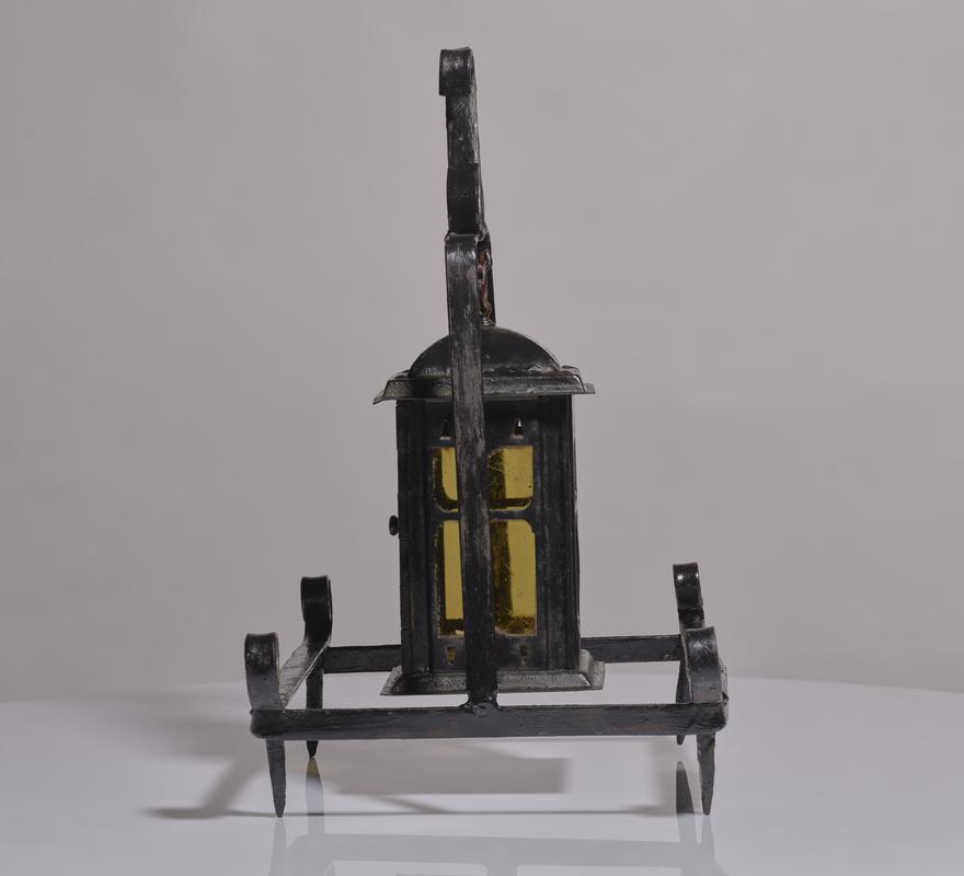 Grave lantern