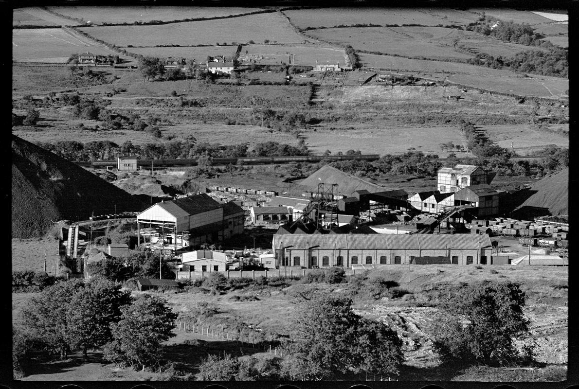 Llanharan Colliery, negative