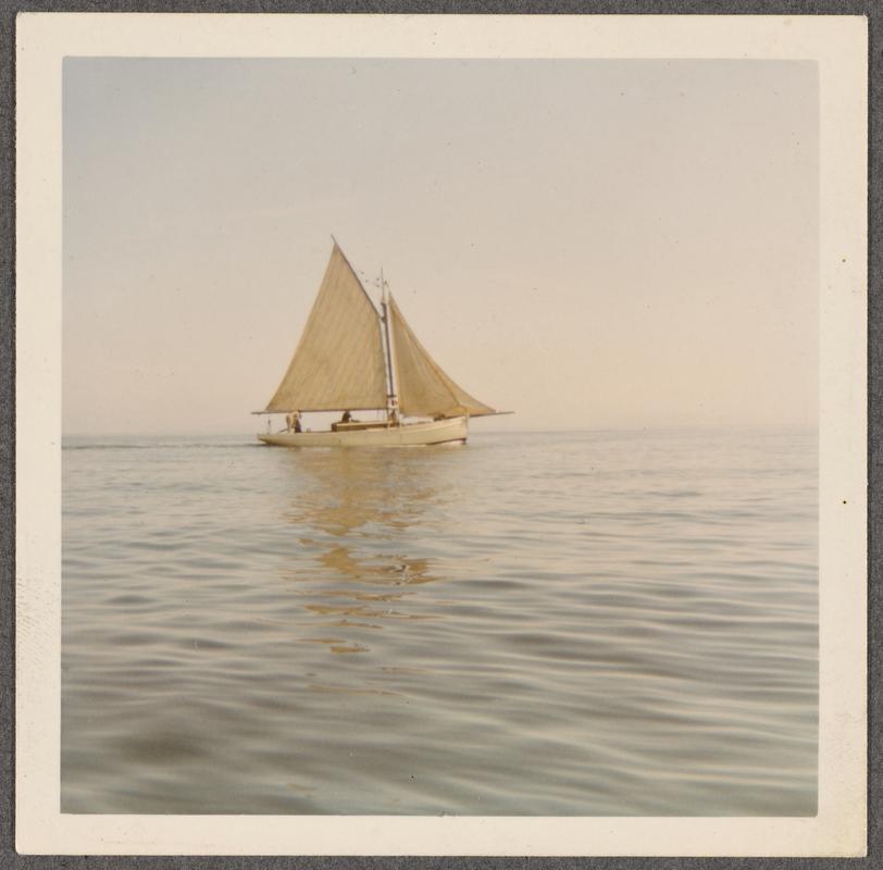 SUSIE WONG, photograph