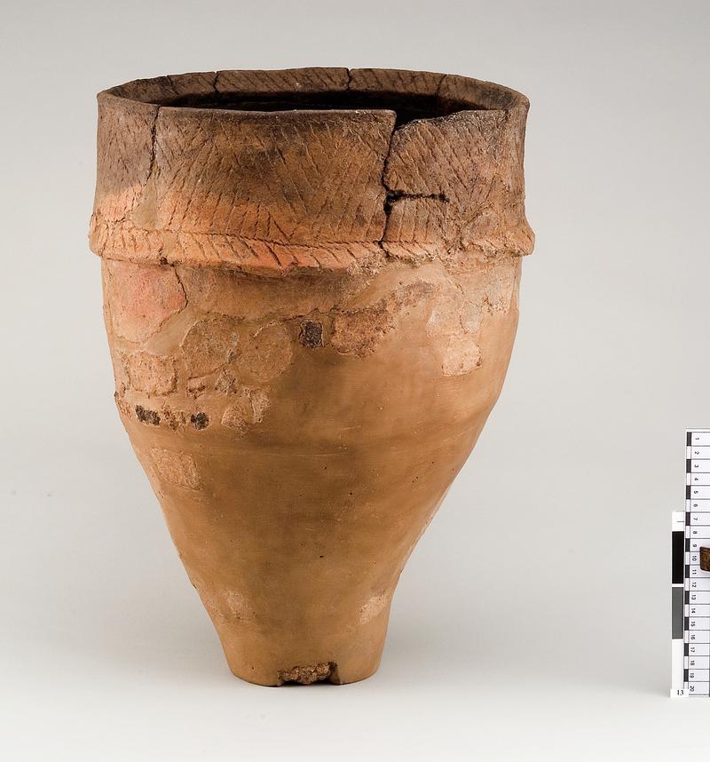 Early Bronze Age pottery collared urn