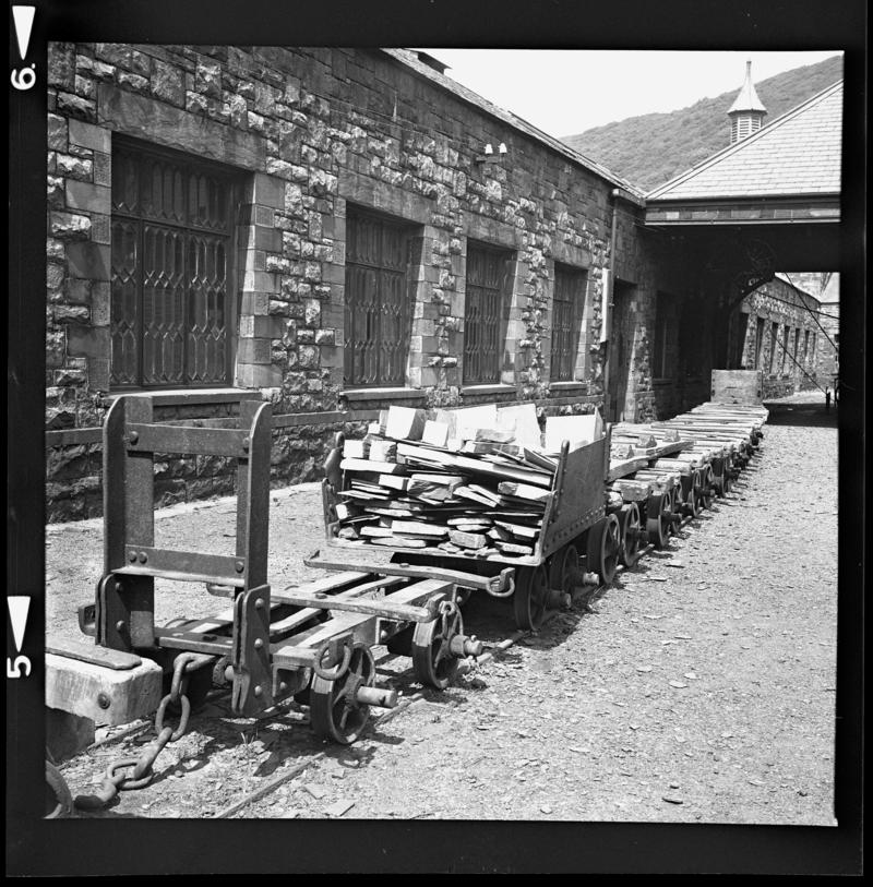 Wagons on yard, National Slate Museum.



2014.35/33-35 appear on the same strip negative.