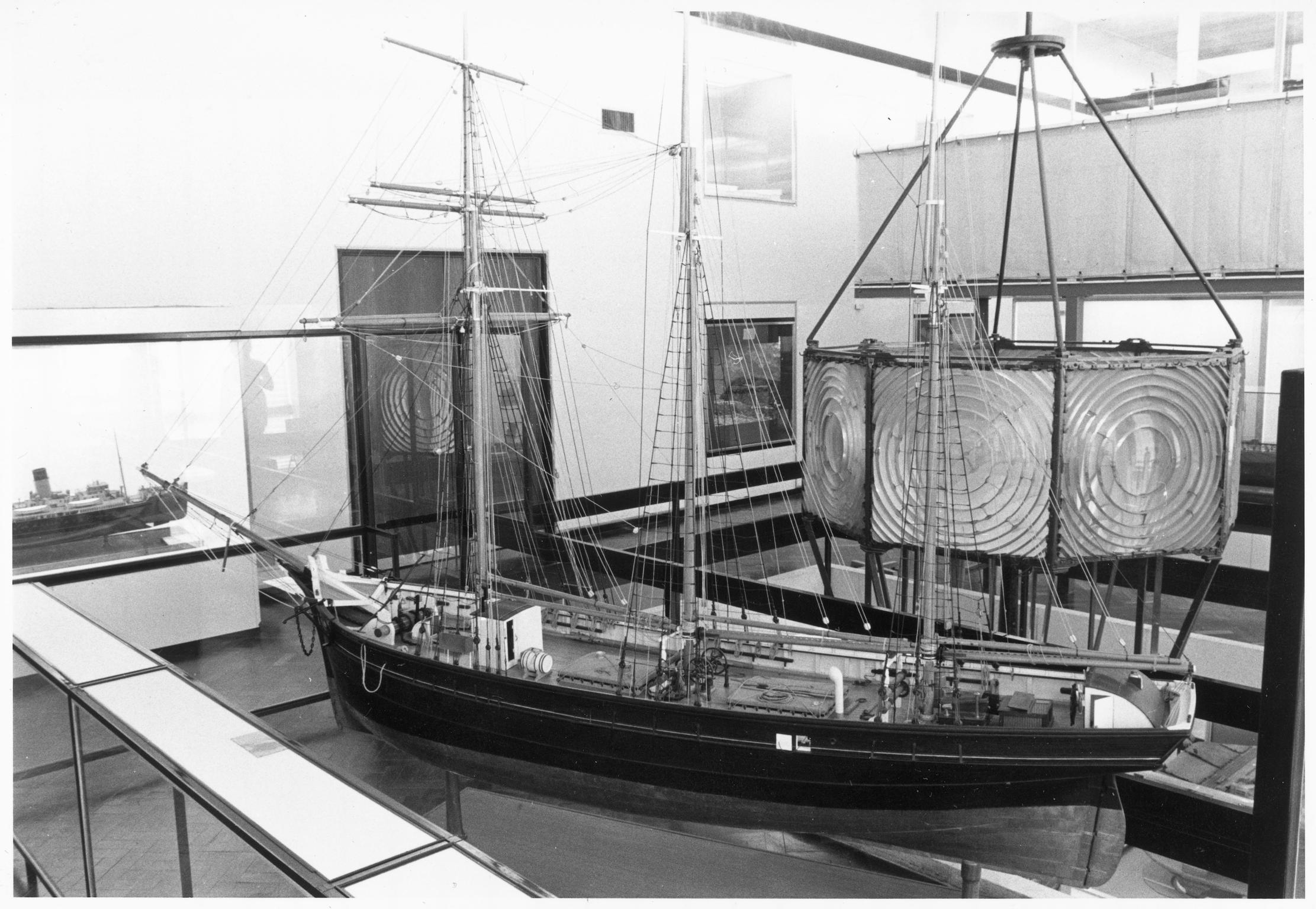 M.A. JAMES, full hull ship model
