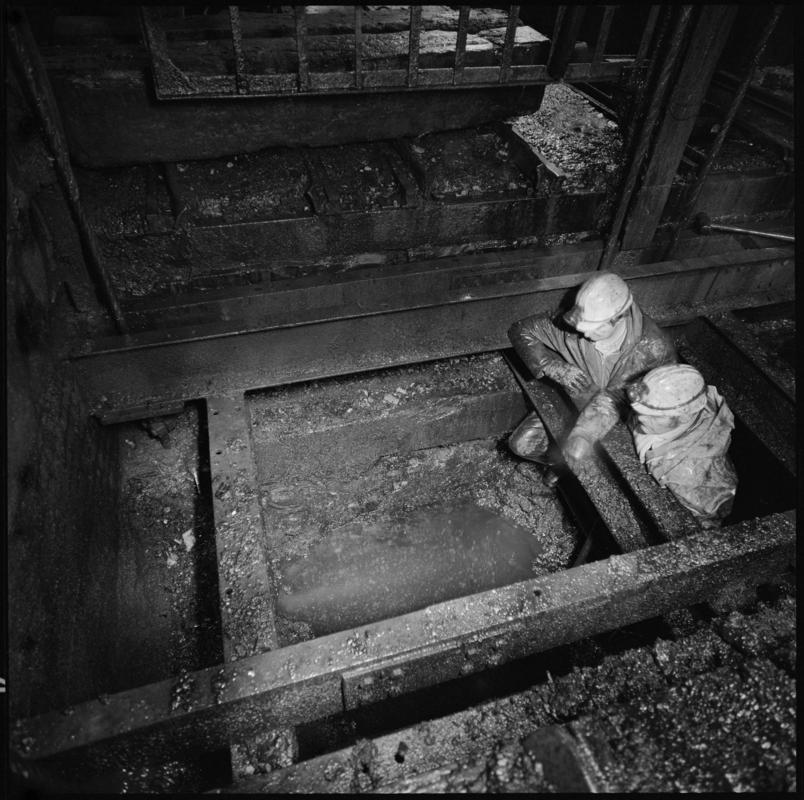 Unidentified image, Big Pit Colliery.  &#039;Big Pit Blaenavon&#039; is transcribed from original negative bag.  Appears to be identical to 2009.3/3070.