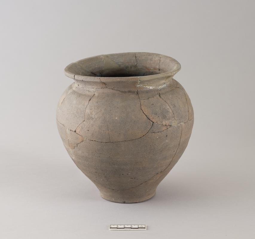Roman pottery cinerary urn