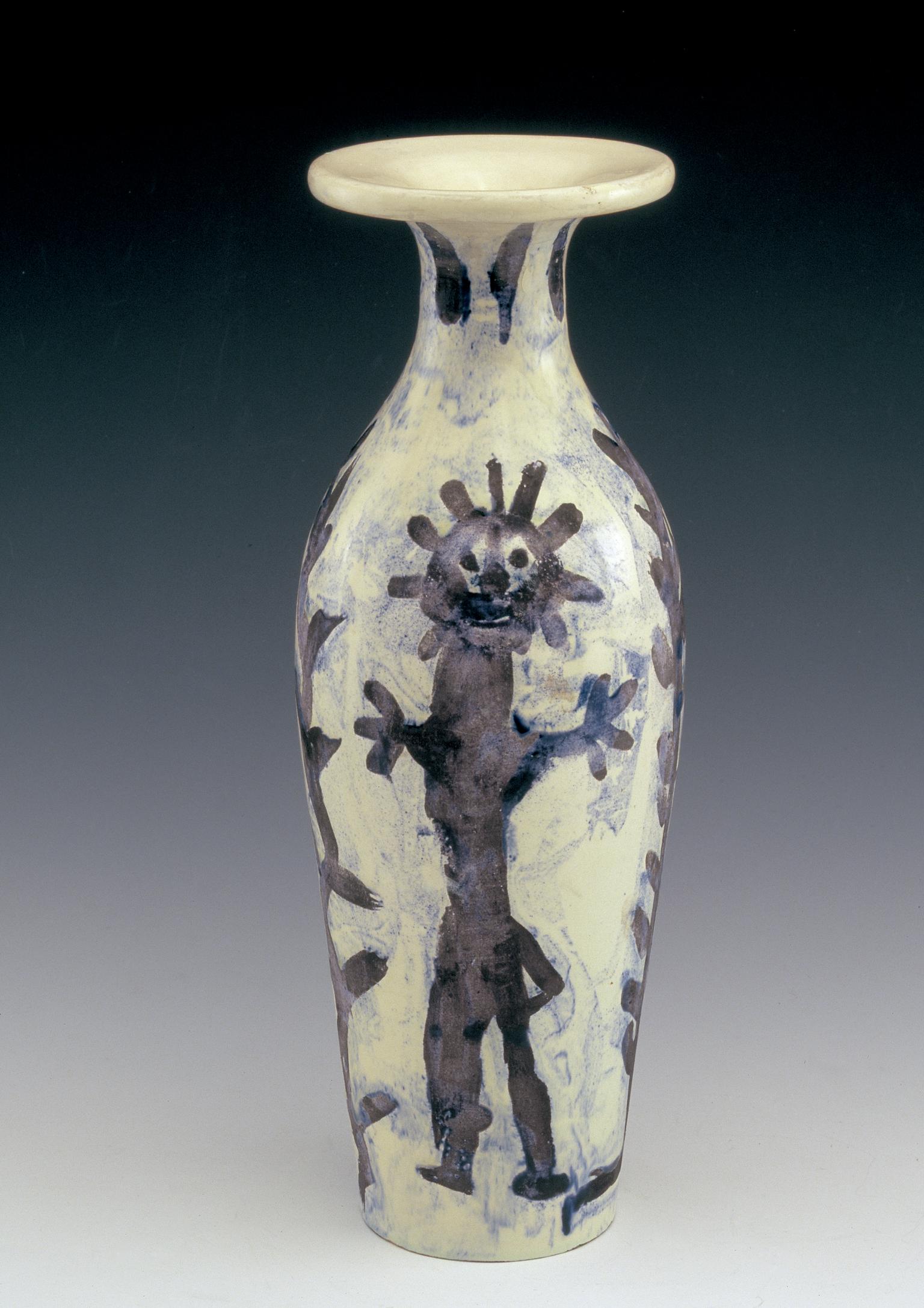 Vase: tête de femme et personnage