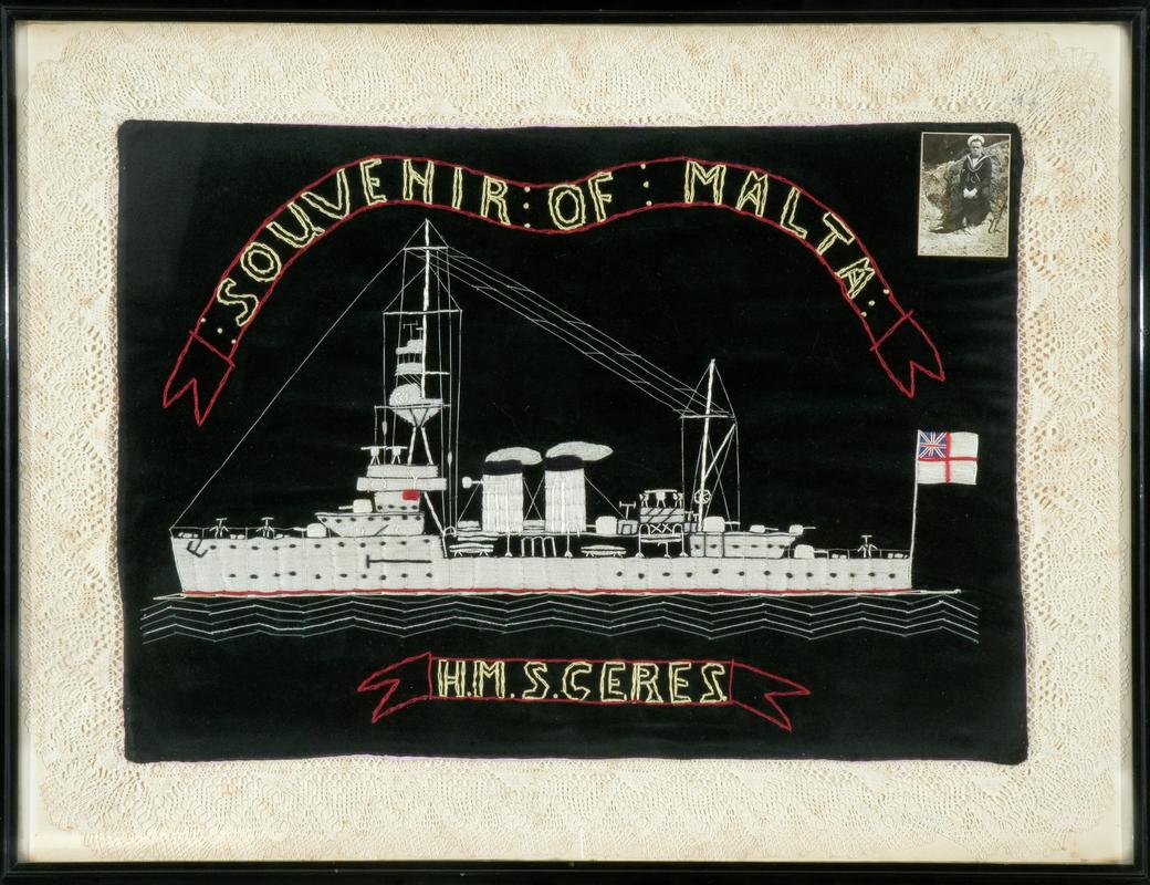 Applique : &quot;HMS CERES - Souvenir of Malta&quot;