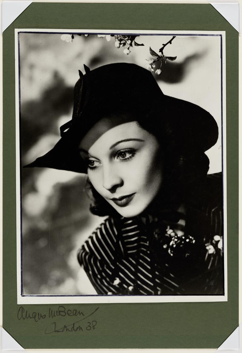 Vivien Leigh (1913-1967) - Photographic print