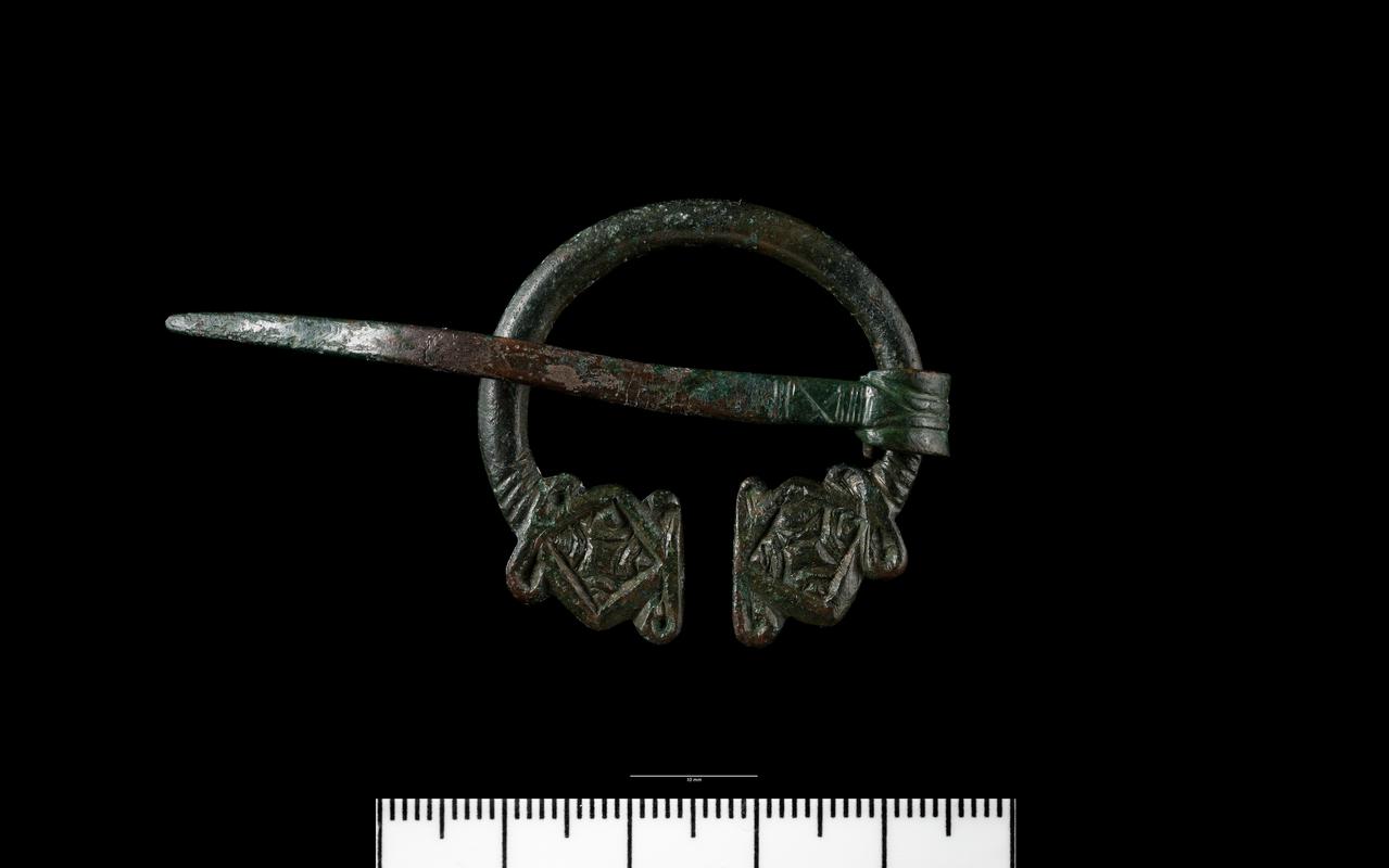 Early medieval copper alloy penannular brooch