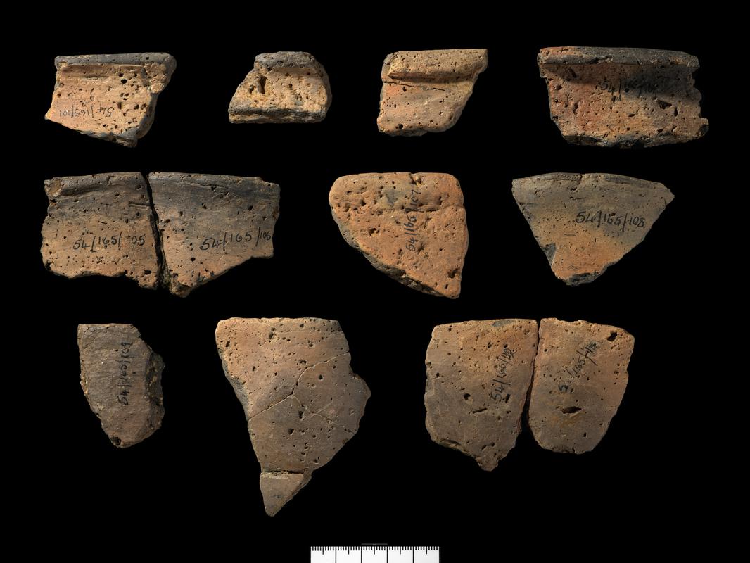 Early Neolithic pottery vessel