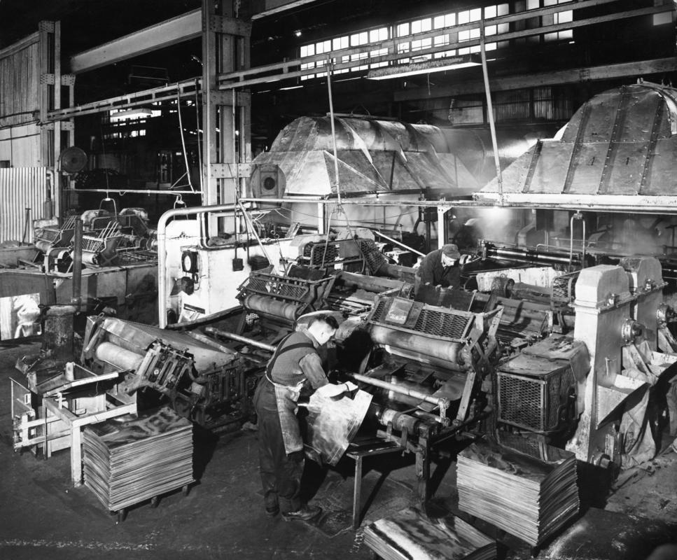 Tinning line at Melingriffith tinplate works, Cardiff