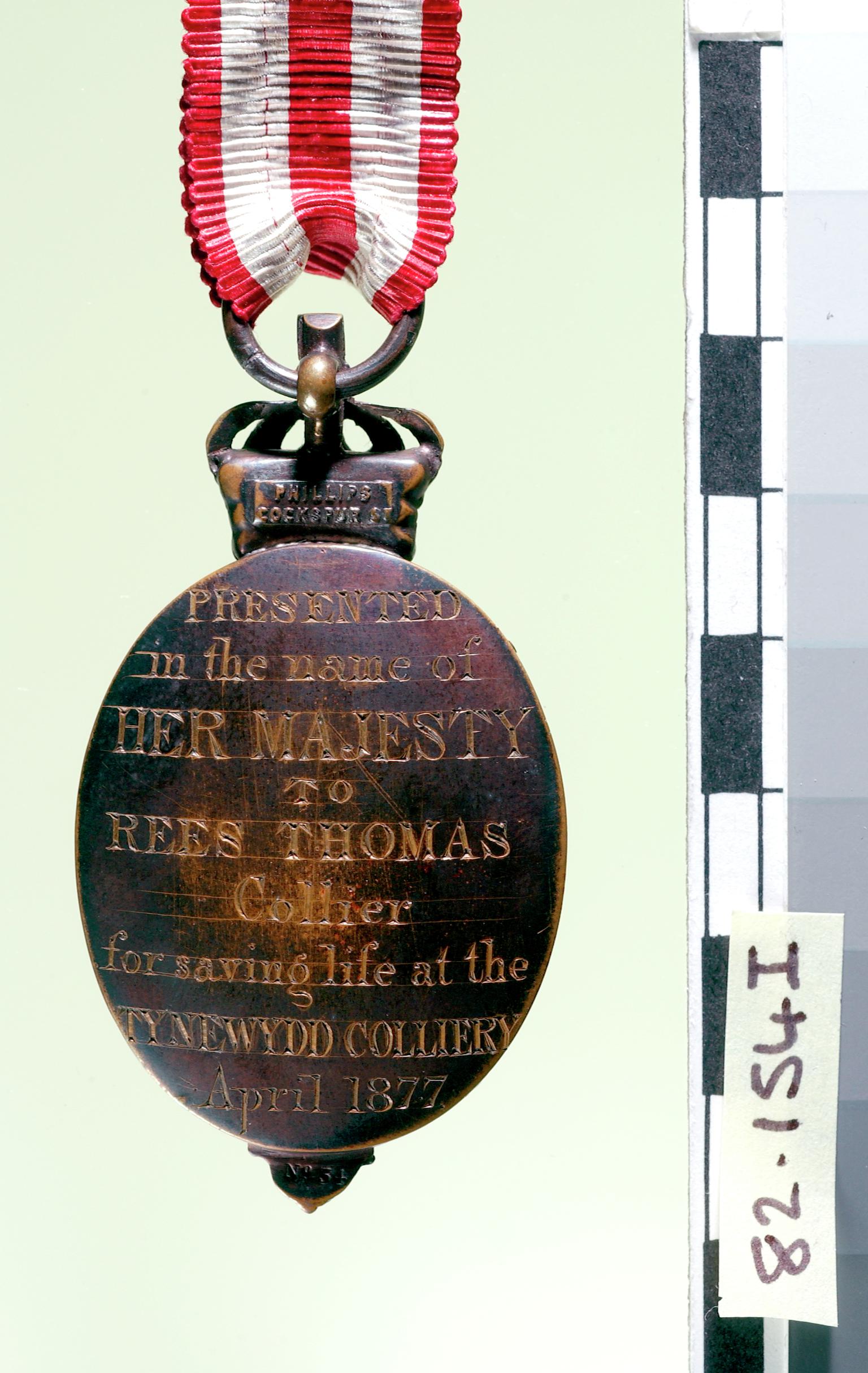 Albert Medal, bronze, presented to Rees Thomas