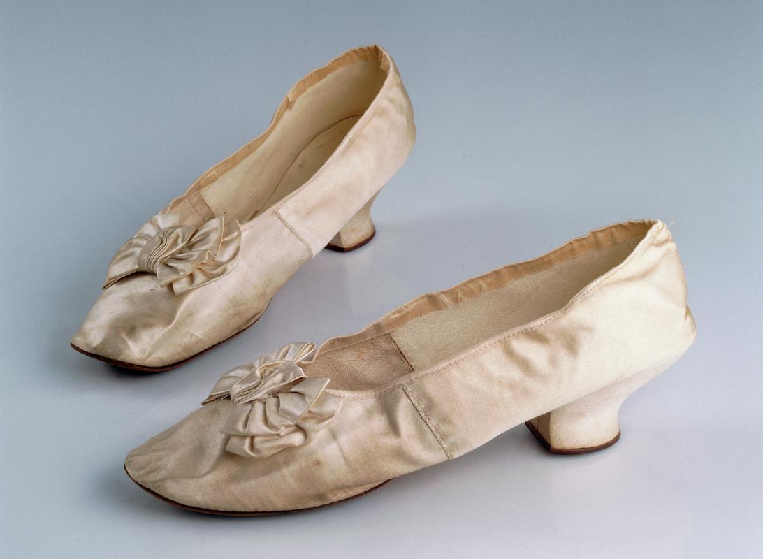 19th Century Women&#039;s white satin shoes