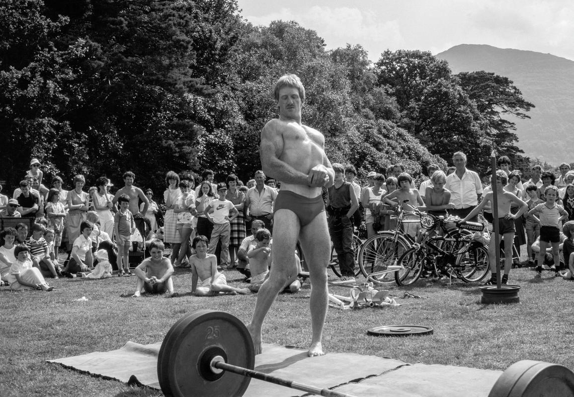 IRELAND. County Kerry. Activities during a local holiday fete in the grounds of Muckross Abbey. 1984.