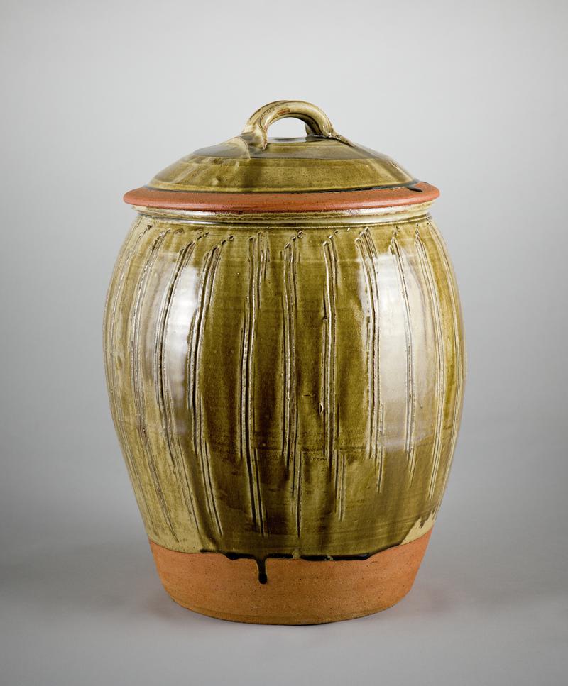 Covered jar