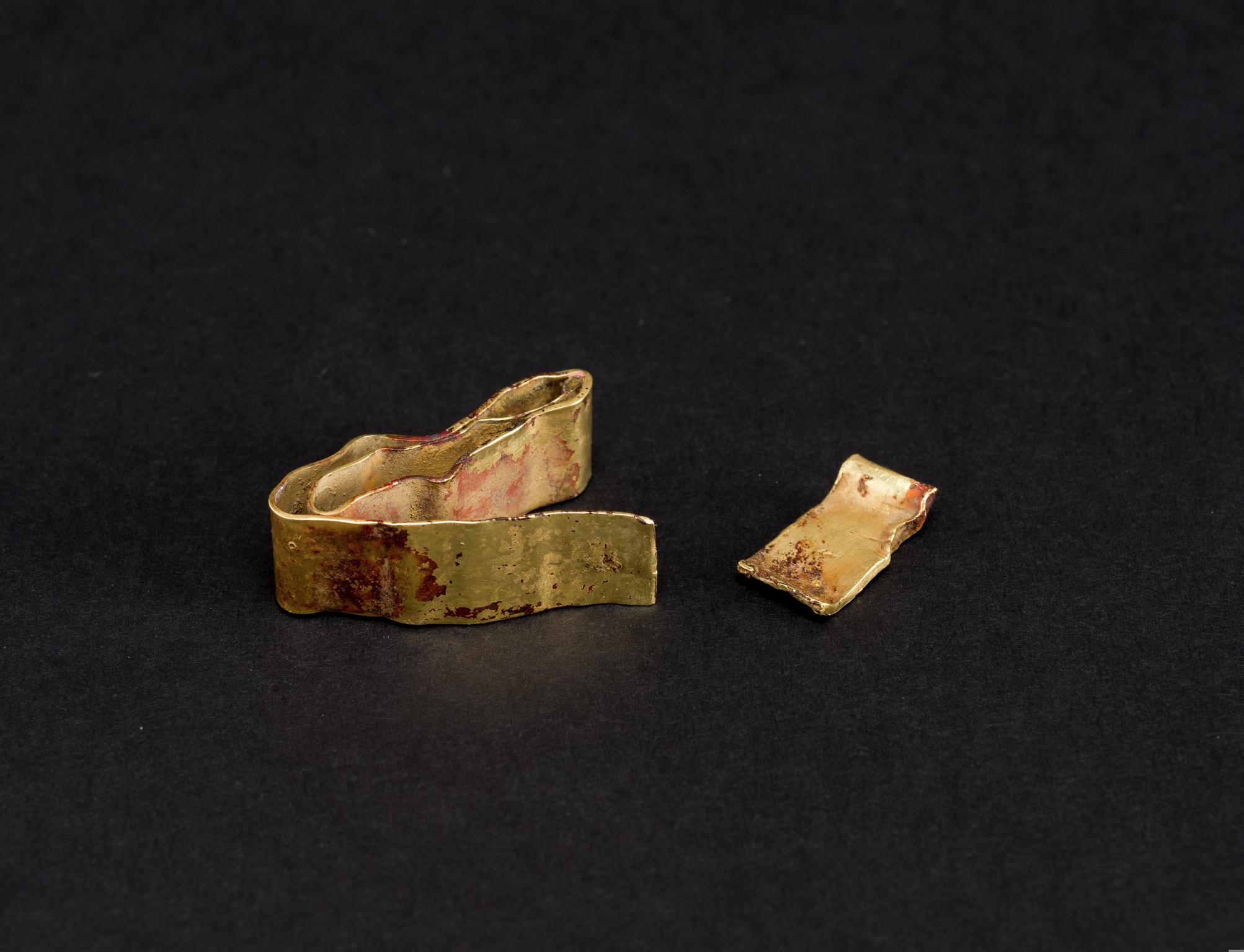 Late Bronze Age - gold bracelet &amp; ribbon fragment