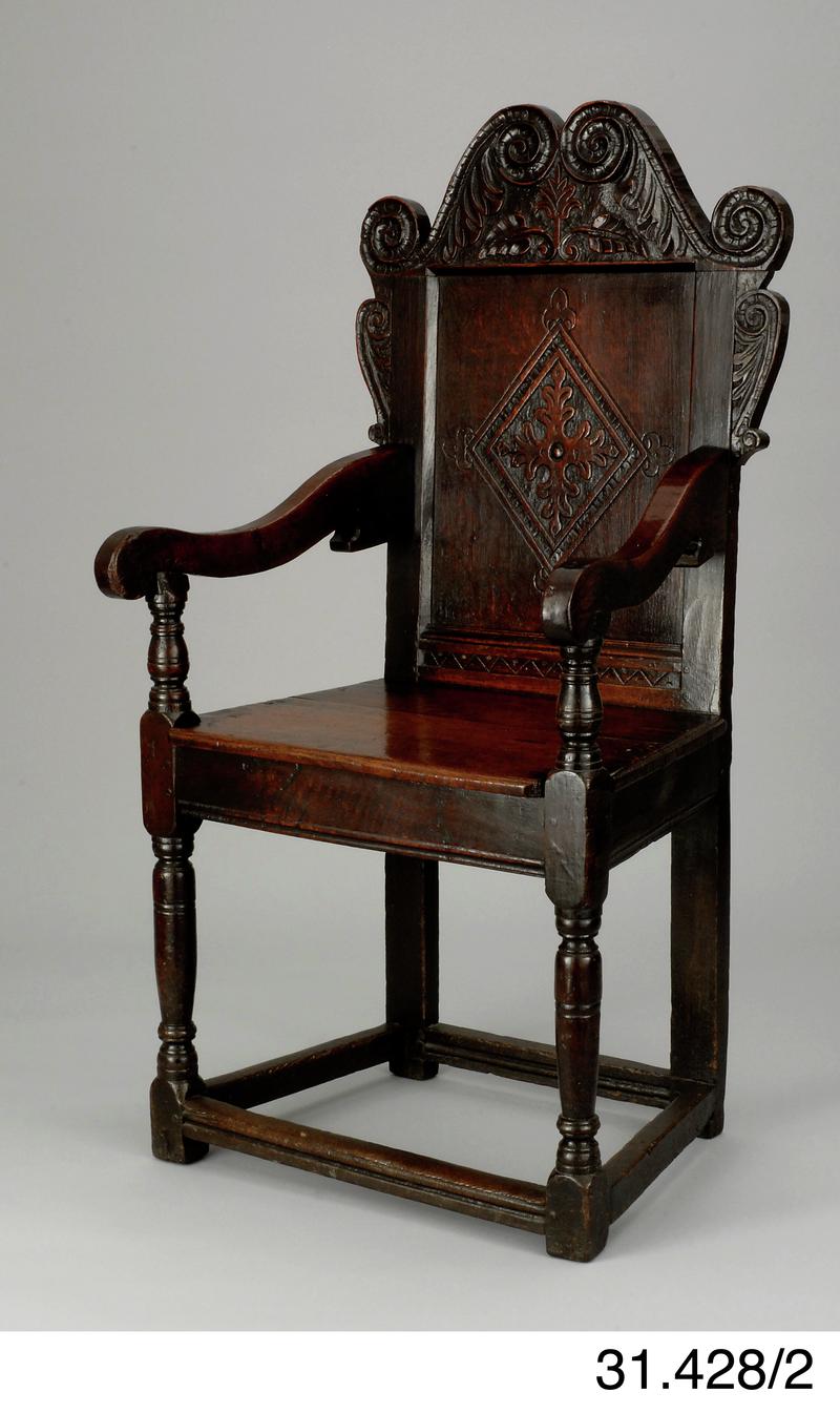 Chair (17th century), Maesrhyddid