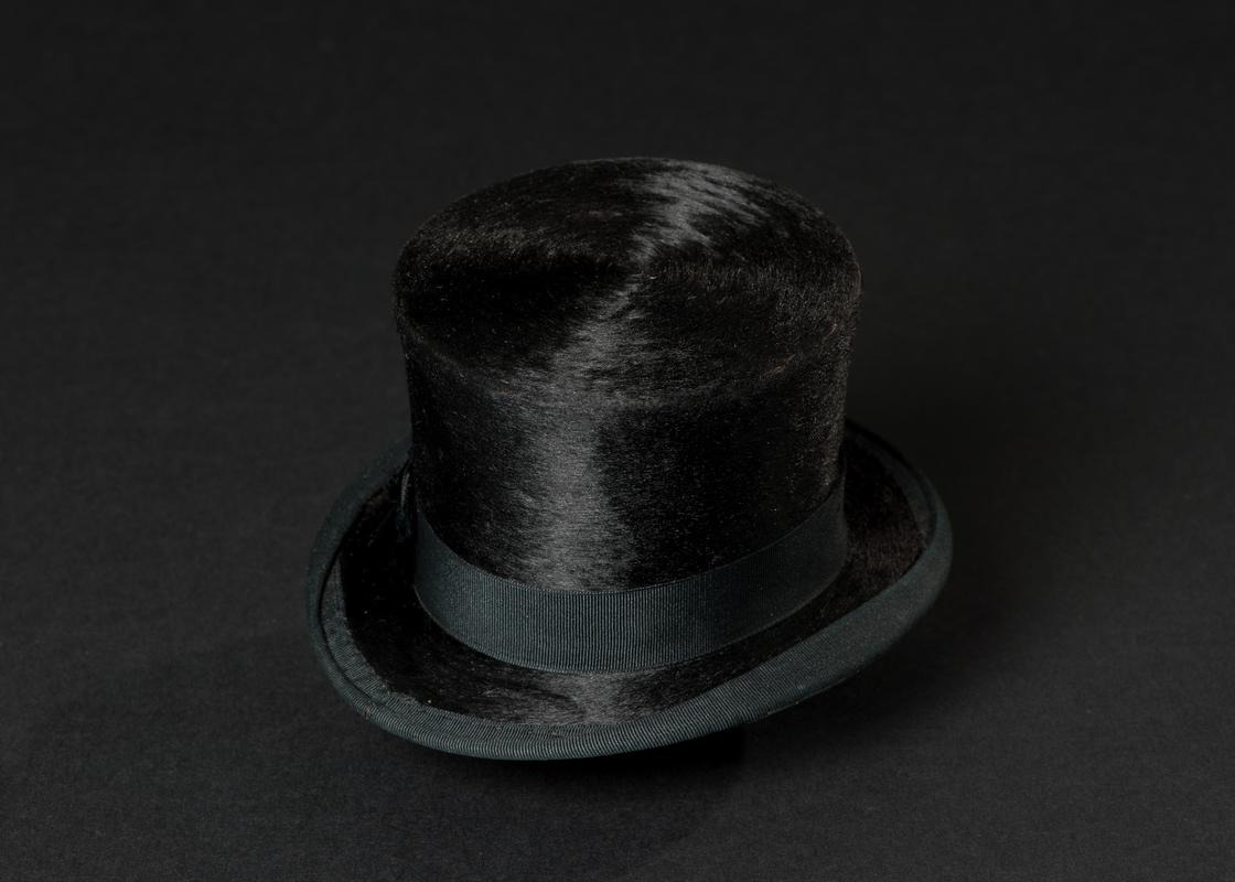 Miniature hat