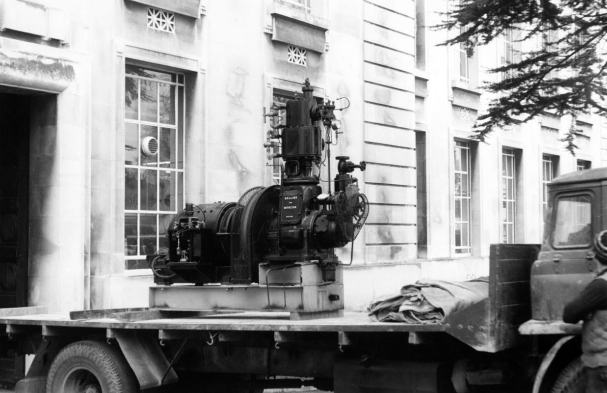 Steam engine on back of lorry