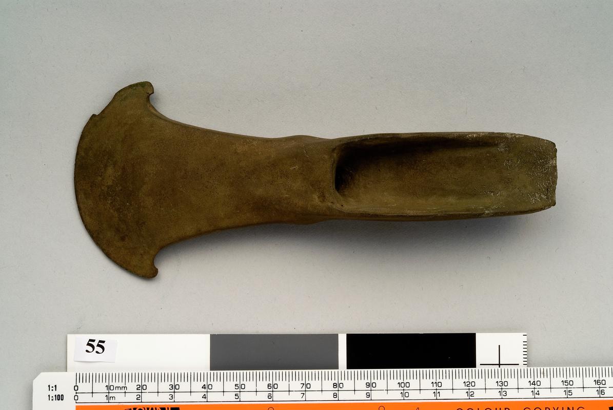 shield palstave (bronze)
