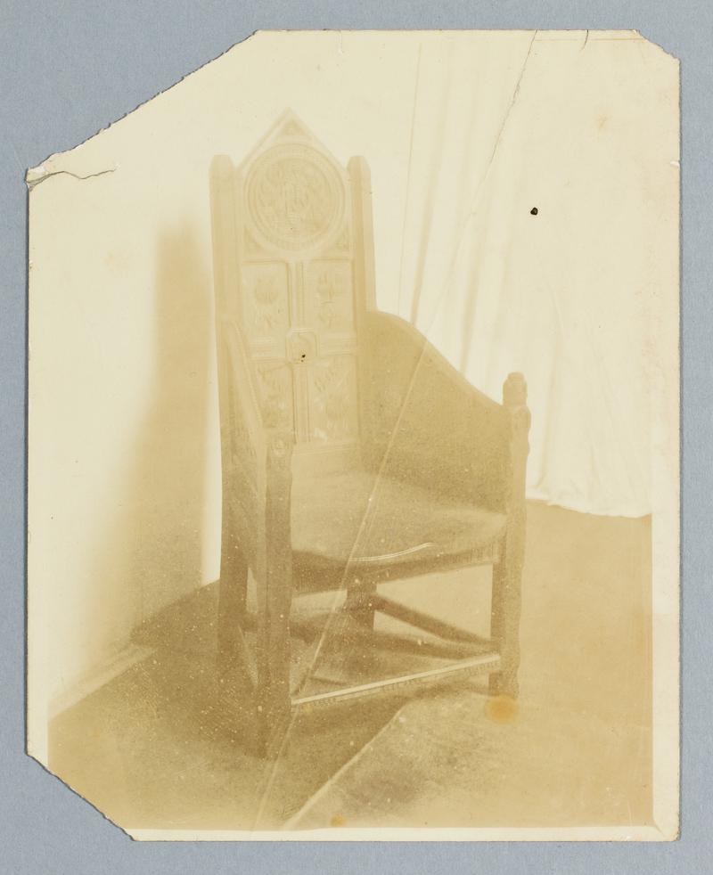 Ecclesiastical chair