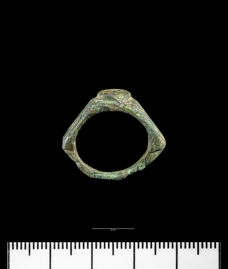 Roman copper alloy finger ring