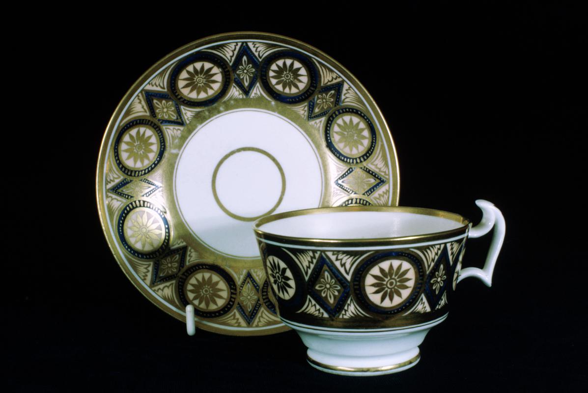 cup &amp; saucer (1816-1826)