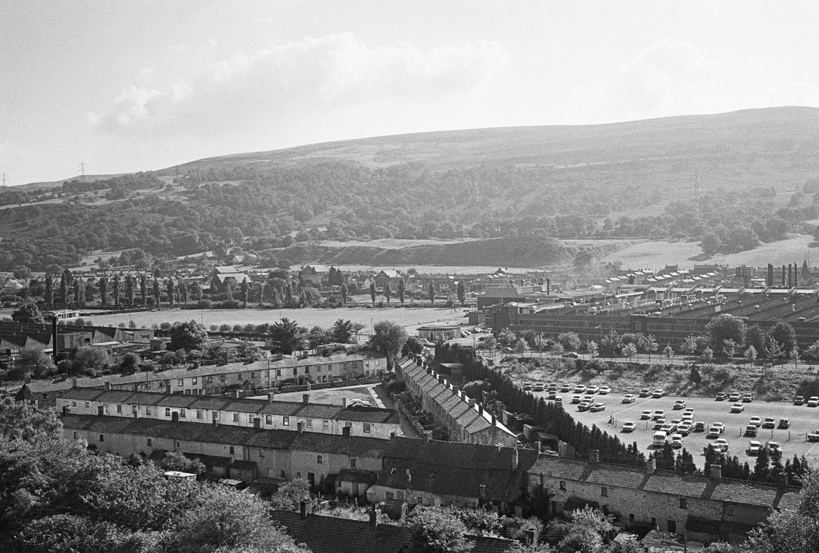 GB. WALES. Merthyr Tydfil. Early industrial revolution houses in the Triangle, Pentrebach. 1974.